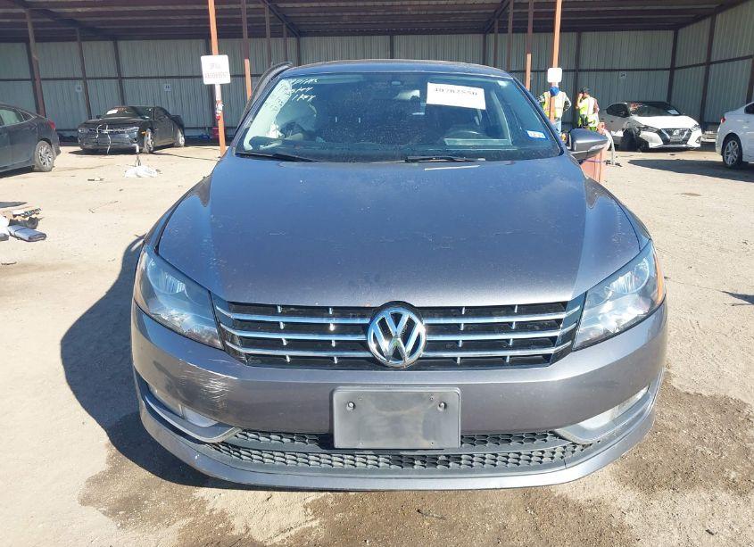 Photo 13 of 2012 Volkswagen Passat 2.0L TDI SEL PREMIUM (VIN 1VWCN7A37CC089971)