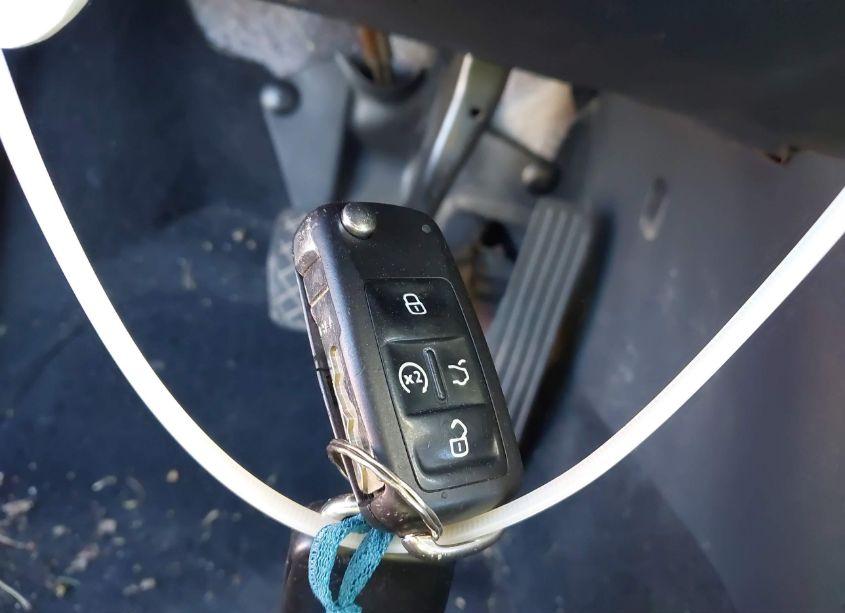 Photo 11 of 2013 Volkswagen Passat 2.0L TDI SEL PREMIUM (VIN 1VWCN7A37DC123781)