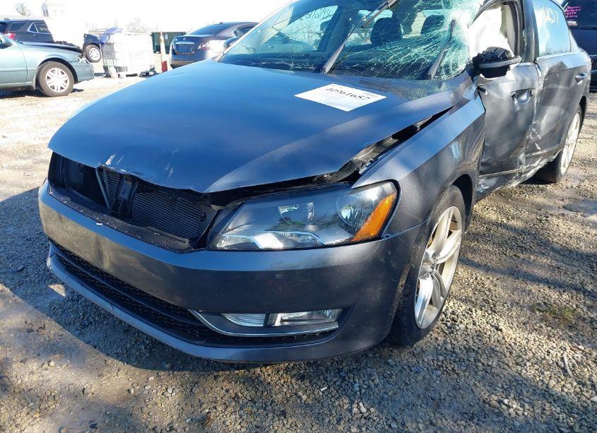 Photo 19 of 2014 Volkswagen Passat 2.0L TDI SEL PREMIUM (VIN 1VWCN7A37EC041101)