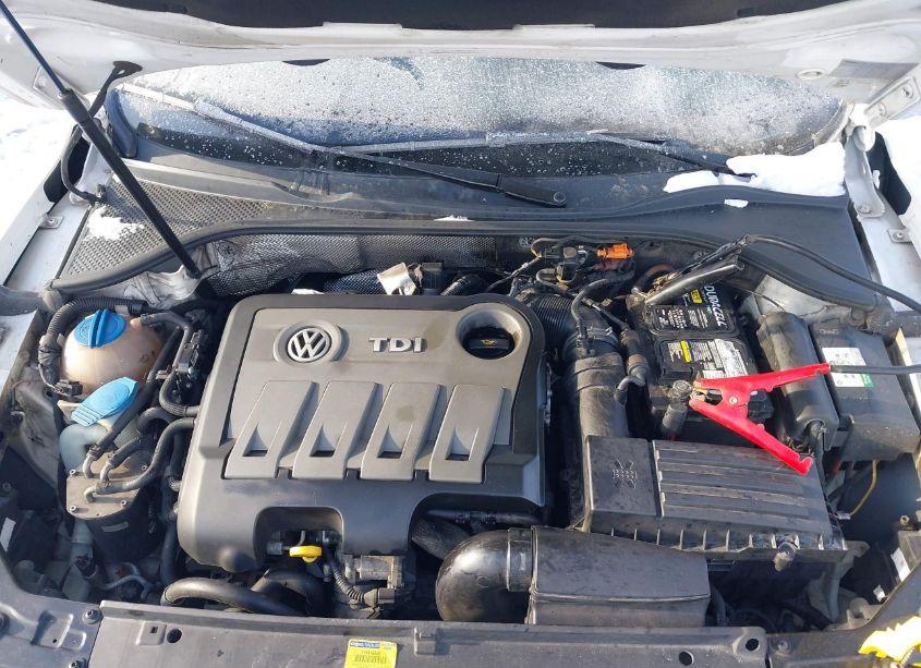 Photo 10 of 2014 Volkswagen Passat 2.0L TDI SEL PREMIUM (VIN 1VWCN7A37EC041521)