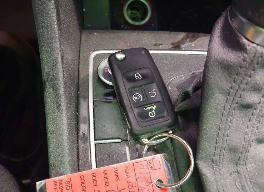 Photo 11 of 2014 Volkswagen Passat 2.0L TDI SEL PREMIUM (VIN 1VWCN7A37EC117173)