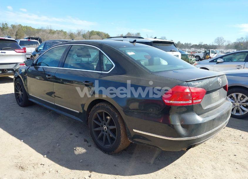 Photo 3 of 2012 Volkswagen Passat 2.0L TDI SEL PREMIUM (VIN 1VWCN7A38CC062276)