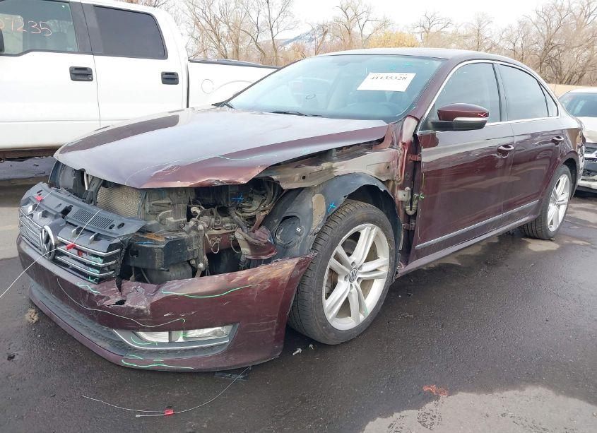 Photo 2 of 2013 Volkswagen Passat 2.0L TDI SEL PREMIUM (VIN 1VWCN7A38DC093187)
