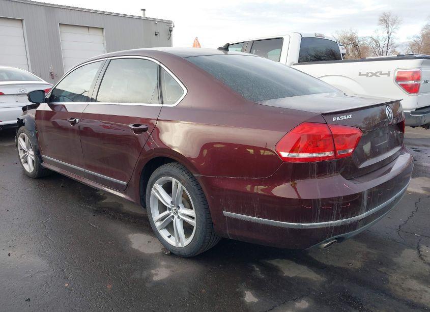 Photo 3 of 2013 Volkswagen Passat 2.0L TDI SEL PREMIUM (VIN 1VWCN7A38DC093187)