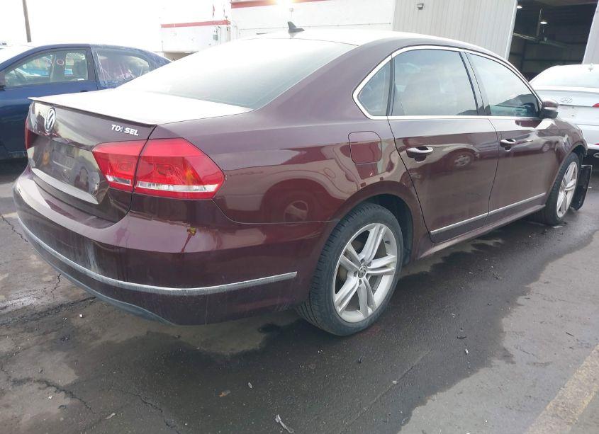 Photo 4 of 2013 Volkswagen Passat 2.0L TDI SEL PREMIUM (VIN 1VWCN7A38DC093187)