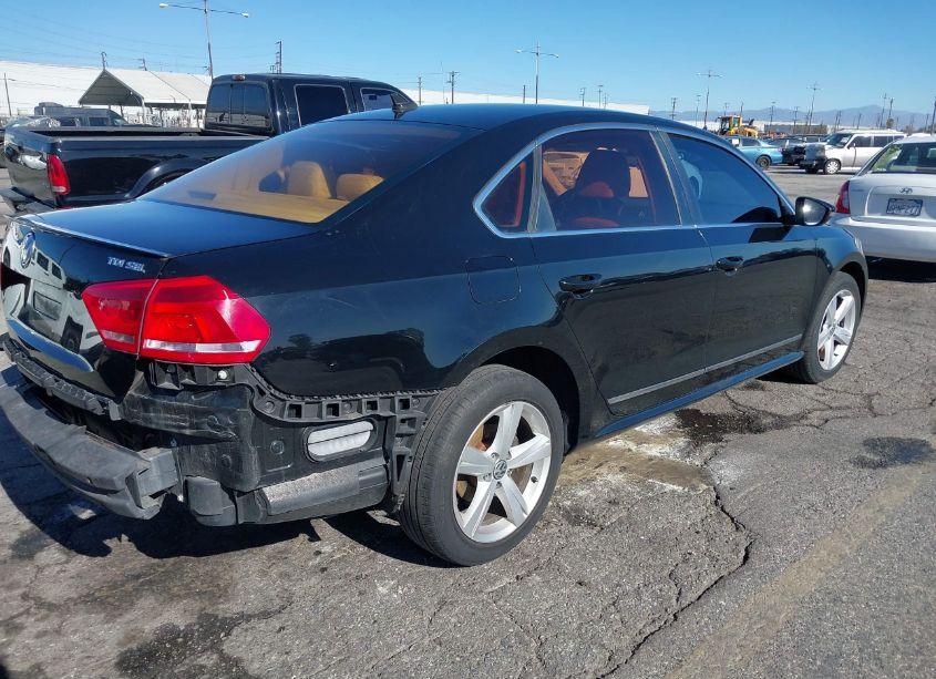 Photo 4 of 2012 Volkswagen Passat 2.0L TDI SEL PREMIUM (VIN 1VWCN7A39CC038312)
