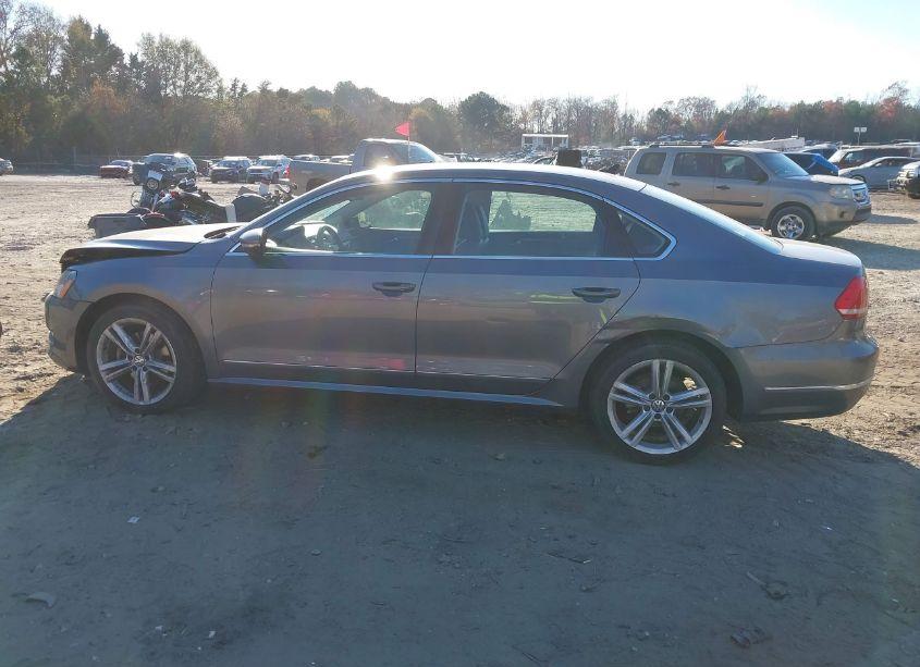 Photo 14 of 2012 Volkswagen Passat 2.0L TDI SEL PREMIUM (VIN 1VWCN7A39CC043073)