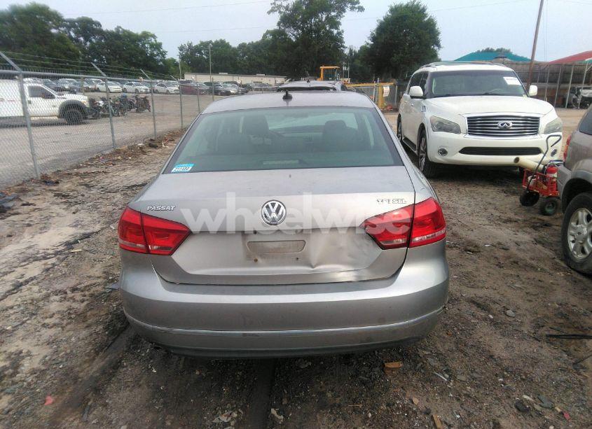 Photo 16 of 2012 Volkswagen Passat 2.0L TDI SEL PREMIUM (VIN 1VWCN7A39CC109458)