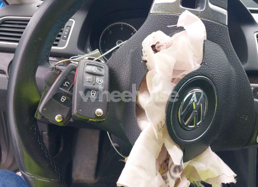 Photo 11 of 2014 Volkswagen Passat 2.0L TDI SEL PREMIUM (VIN 1VWCN7A39EC068249)