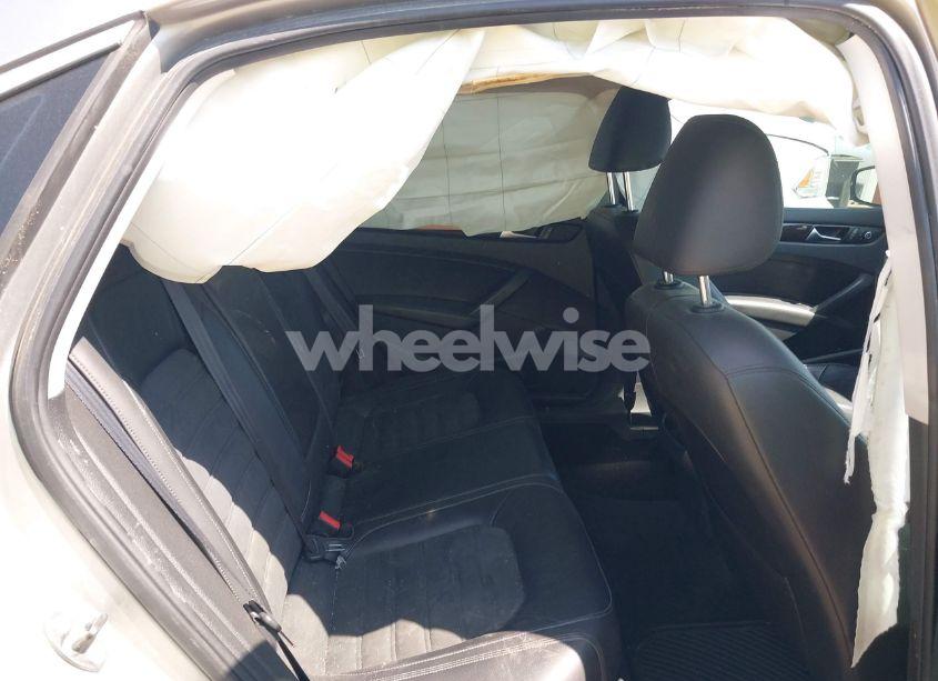 Photo 8 of 2014 Volkswagen Passat 2.0L TDI SEL PREMIUM (VIN 1VWCN7A39EC068249)