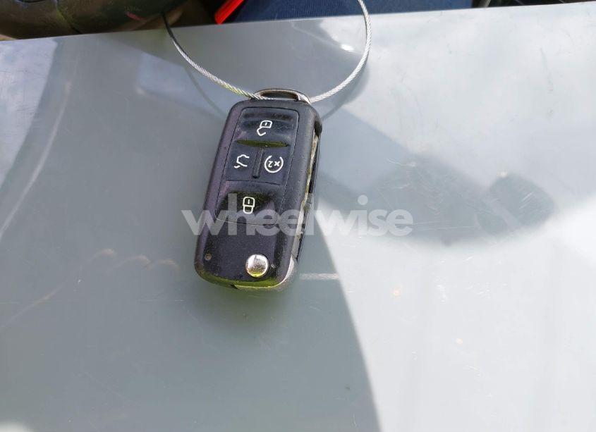 Photo 11 of 2014 Volkswagen Passat 2.0L TDI SEL PREMIUM (VIN 1VWCN7A39EC087187)