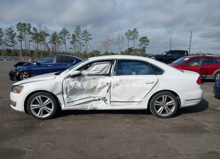 Photo 14 of 2014 Volkswagen Passat 2.0L TDI SEL PREMIUM (VIN 1VWCN7A39EC087187)