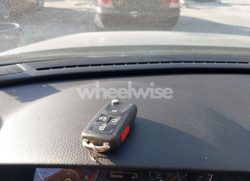 Photo 11 of 2014 Volkswagen Passat 2.0L TDI SEL PREMIUM (VIN 1VWCN7A3XEC055591)