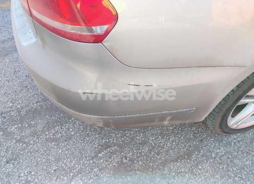 Photo 6 of 2014 Volkswagen Passat 2.0L TDI SEL PREMIUM (VIN 1VWCN7A3XEC055591)