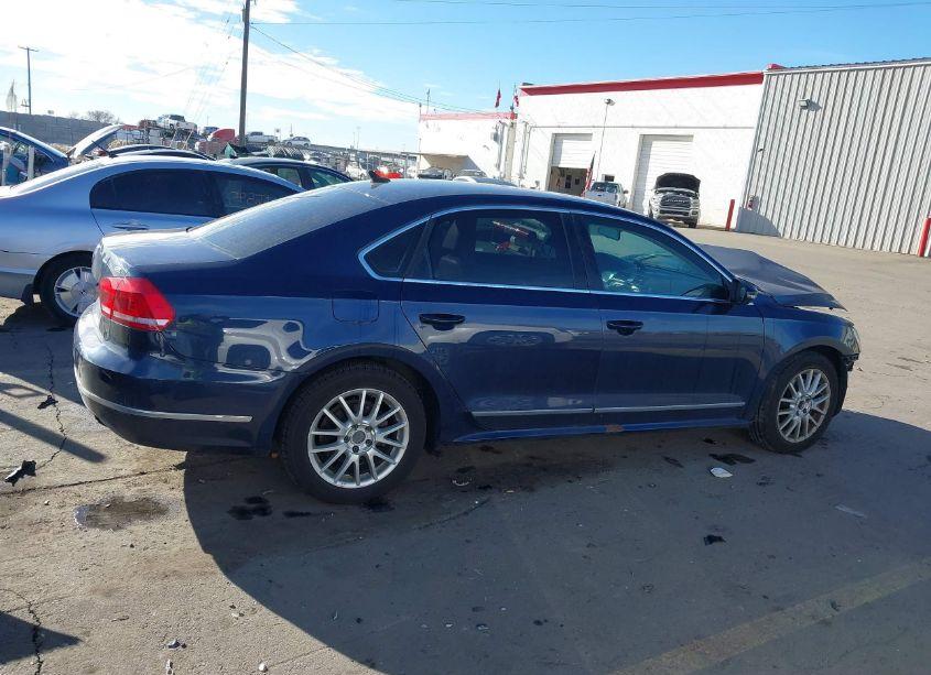 Photo 13 of 2012 Volkswagen Passat 2.5L SEL (VIN 1VWCP7A30CC022820)