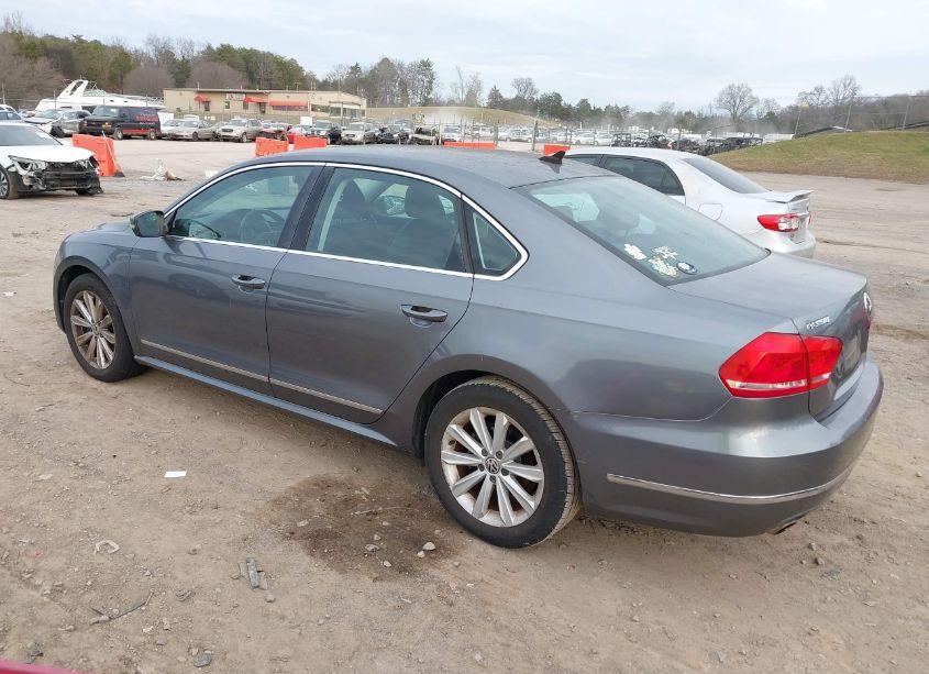 Photo 3 of 2013 Volkswagen Passat 2.5L SEL PREMIUM (VIN 1VWCP7A30DC057715)