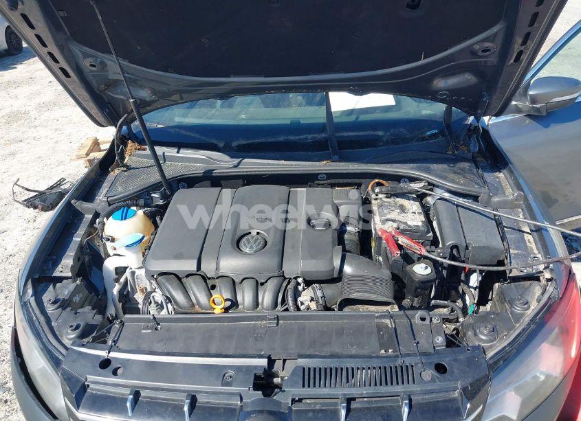 Photo 10 of 2013 Volkswagen Passat 2.5L SEL PREMIUM (VIN 1VWCP7A30DC131781)