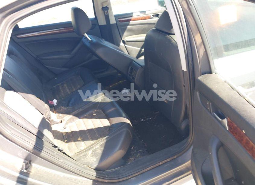 Photo 8 of 2013 Volkswagen Passat 2.5L SEL PREMIUM (VIN 1VWCP7A30DC131781)