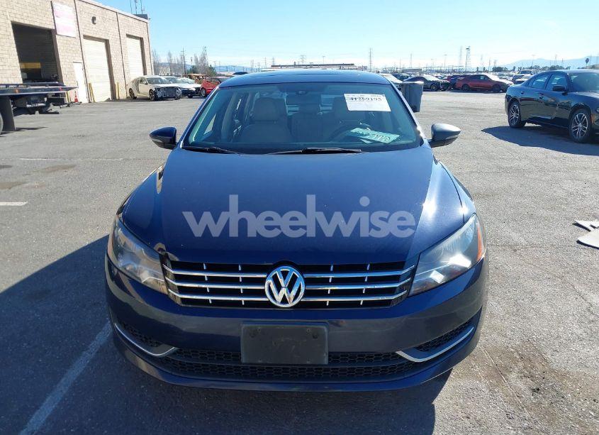 Photo 12 of 2012 Volkswagen Passat 2.5L SEL (VIN 1VWCP7A31CC082086)