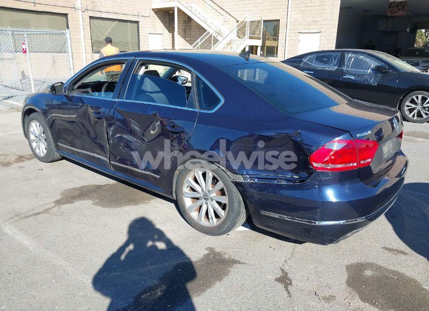 Photo 3 of 2012 Volkswagen Passat 2.5L SEL (VIN 1VWCP7A31CC082086)