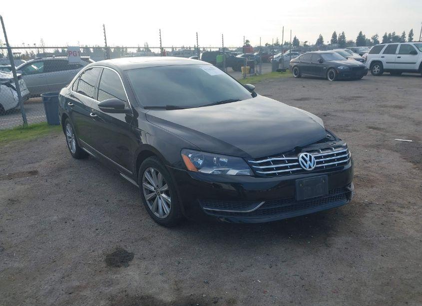 2012 Volkswagen Passat 2.5L SEL (VIN 1VWCP7A32CC054149) main photo