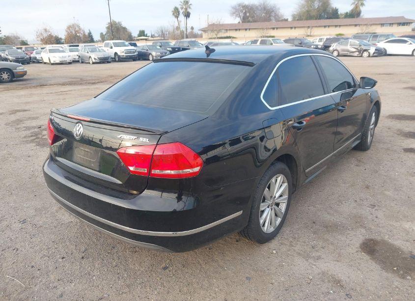 Photo 4 of 2012 Volkswagen Passat 2.5L SEL (VIN 1VWCP7A32CC054149)
