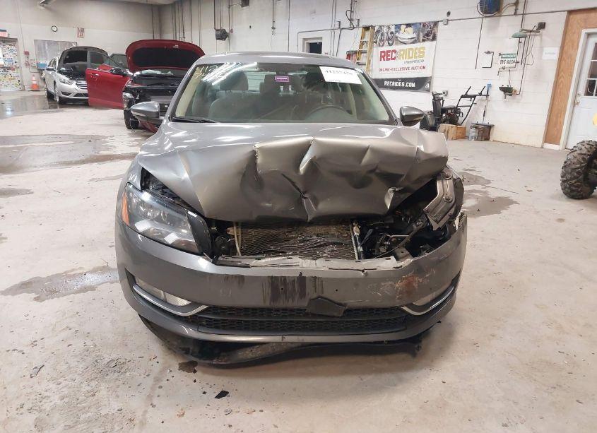 Photo 13 of 2012 Volkswagen Passat 2.5L SEL PREMIUM (VIN 1VWCP7A32CC082680)