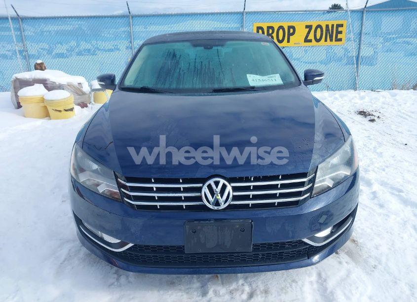 Photo 12 of 2013 Volkswagen Passat 2.5L SEL PREMIUM (VIN 1VWCP7A32DC089517)
