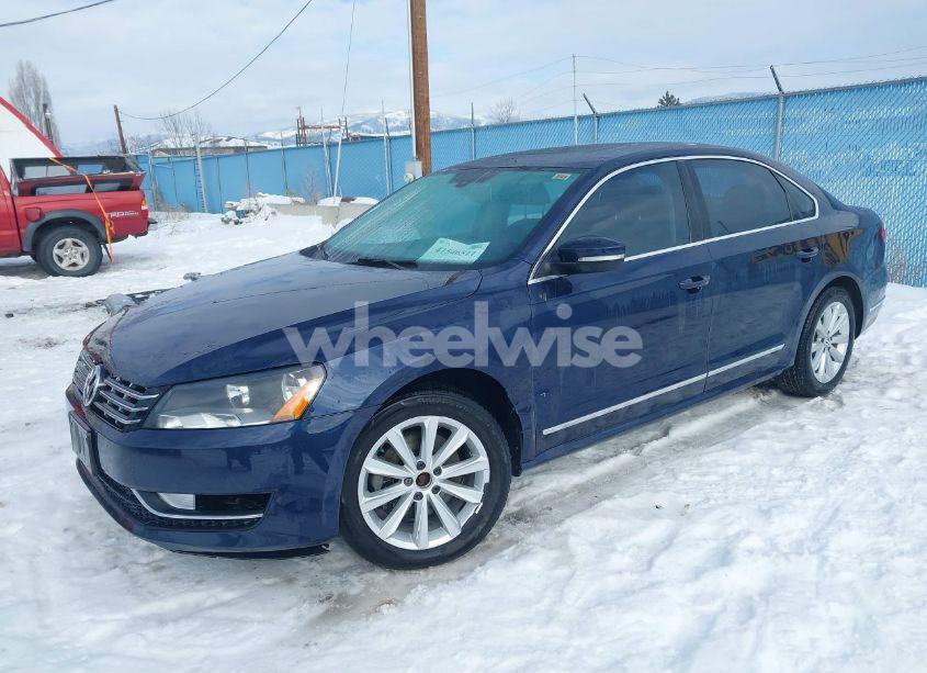 Photo 2 of 2013 Volkswagen Passat 2.5L SEL PREMIUM (VIN 1VWCP7A32DC089517)