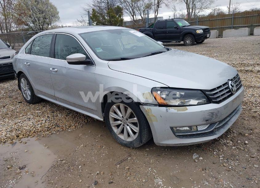 2012 Volkswagen Passat 2.5L SEL PREMIUM (VIN 1VWCP7A34CC079912) main photo