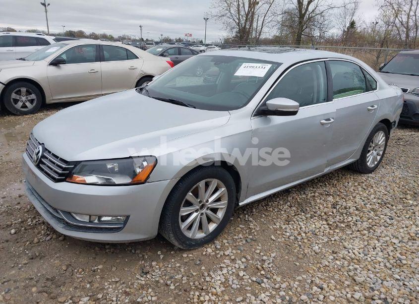 Photo 2 of 2012 Volkswagen Passat 2.5L SEL PREMIUM (VIN 1VWCP7A34CC079912)