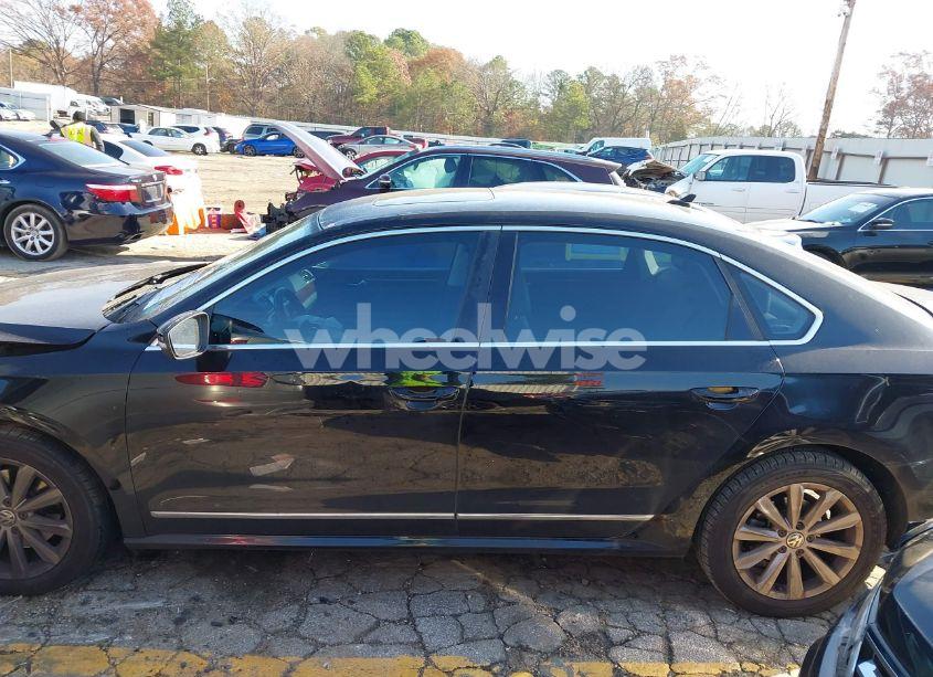 Photo 14 of 2013 Volkswagen Passat 2.5L SEL PREMIUM (VIN 1VWCP7A36DC078942)