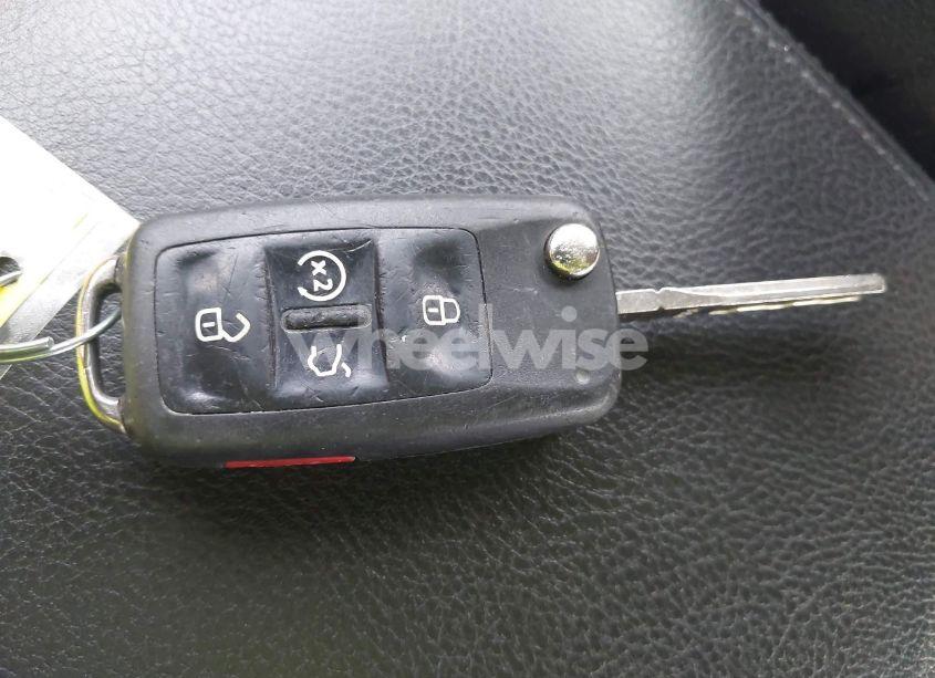 Photo 11 of 2013 Volkswagen Passat 2.5L SEL PREMIUM (VIN 1VWCP7A37DC056870)