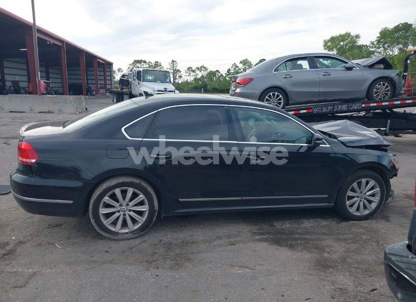 Photo 13 of 2013 Volkswagen Passat 2.5L SEL PREMIUM (VIN 1VWCP7A37DC056870)
