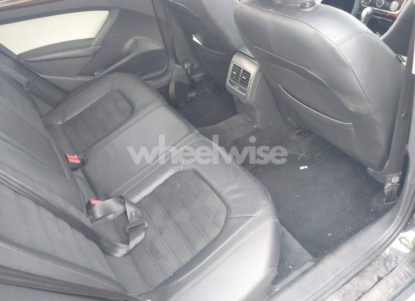 Photo 8 of 2013 Volkswagen Passat 2.5L SEL PREMIUM (VIN 1VWCP7A37DC056870)