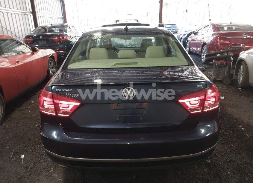 Photo 16 of 2013 Volkswagen Passat 2.5L SEL PREMIUM (VIN 1VWCP7A37DC150036)