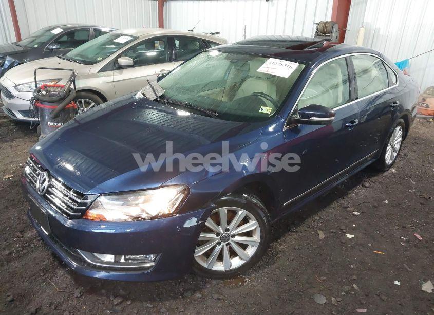 Photo 2 of 2013 Volkswagen Passat 2.5L SEL PREMIUM (VIN 1VWCP7A37DC150036)
