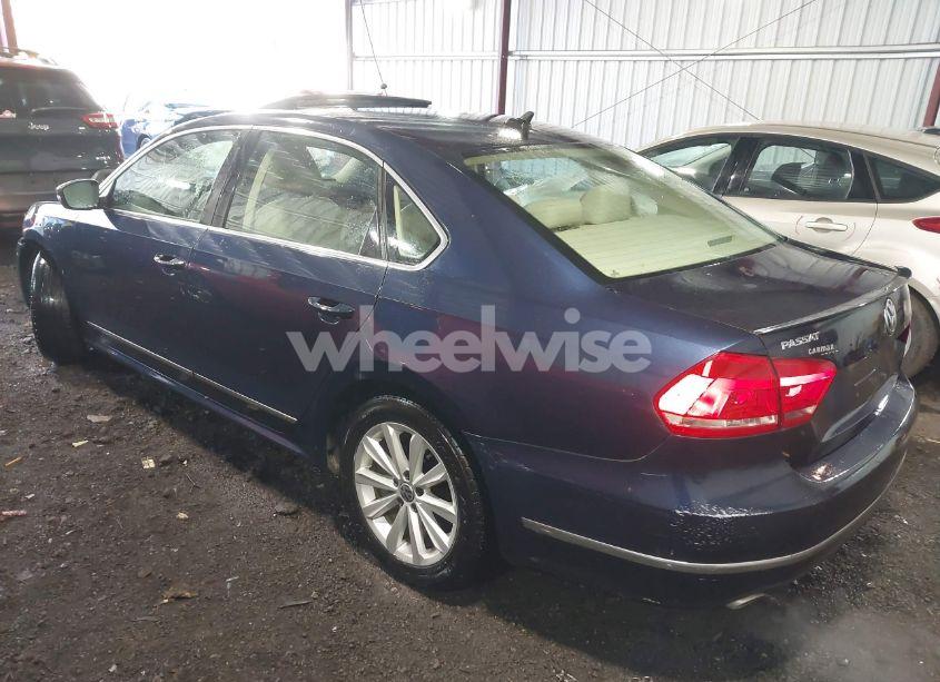 Photo 3 of 2013 Volkswagen Passat 2.5L SEL PREMIUM (VIN 1VWCP7A37DC150036)