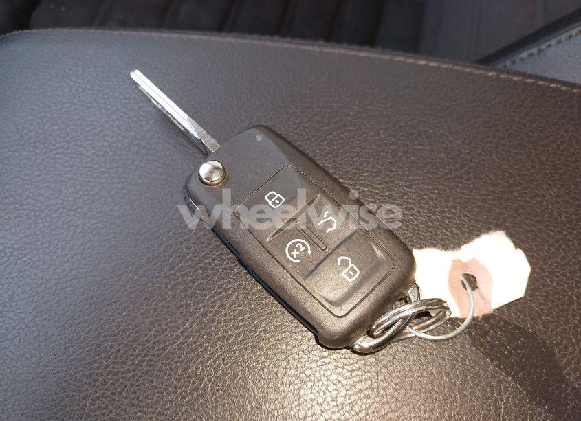 Photo 11 of 2014 Volkswagen Passat 1.8T SEL PREMIUM (VIN 1VWCS7A30EC033494)