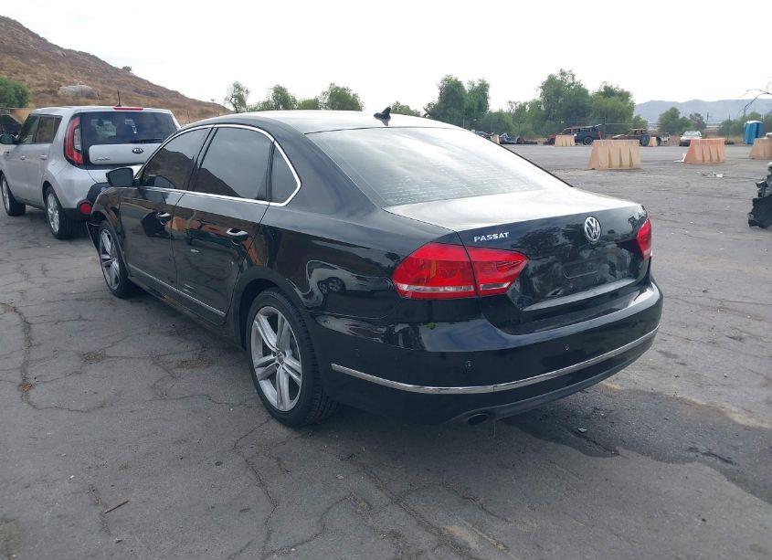 Photo 3 of 2014 Volkswagen Passat 1.8T SEL PREMIUM (VIN 1VWCS7A31EC084857)
