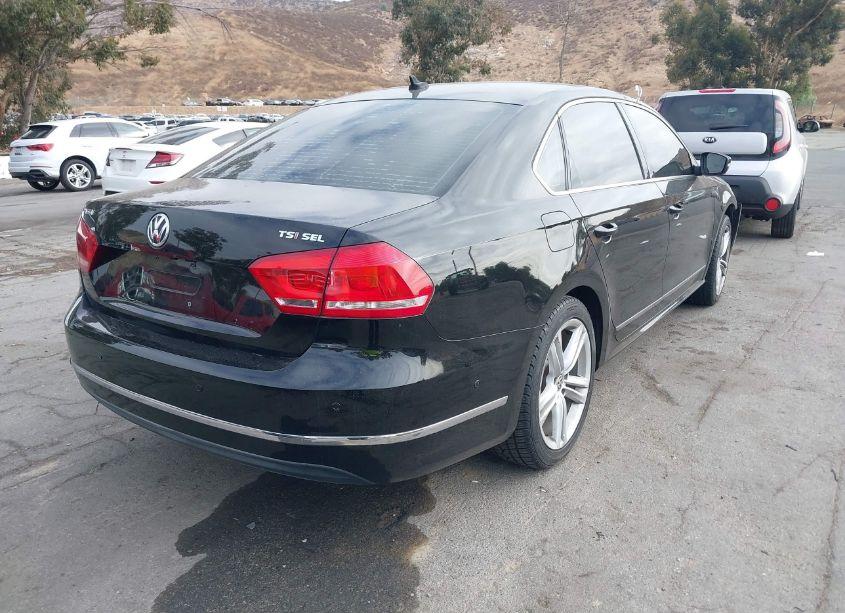 Photo 4 of 2014 Volkswagen Passat 1.8T SEL PREMIUM (VIN 1VWCS7A31EC084857)