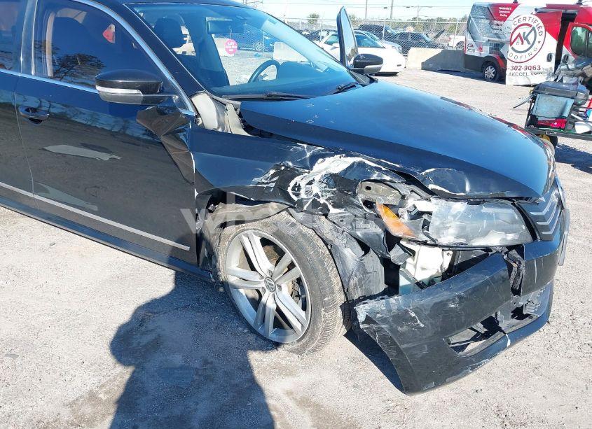 Photo 6 of 2015 Volkswagen Passat 1.8T SEL PREMIUM (VIN 1VWCS7A32FC048967)