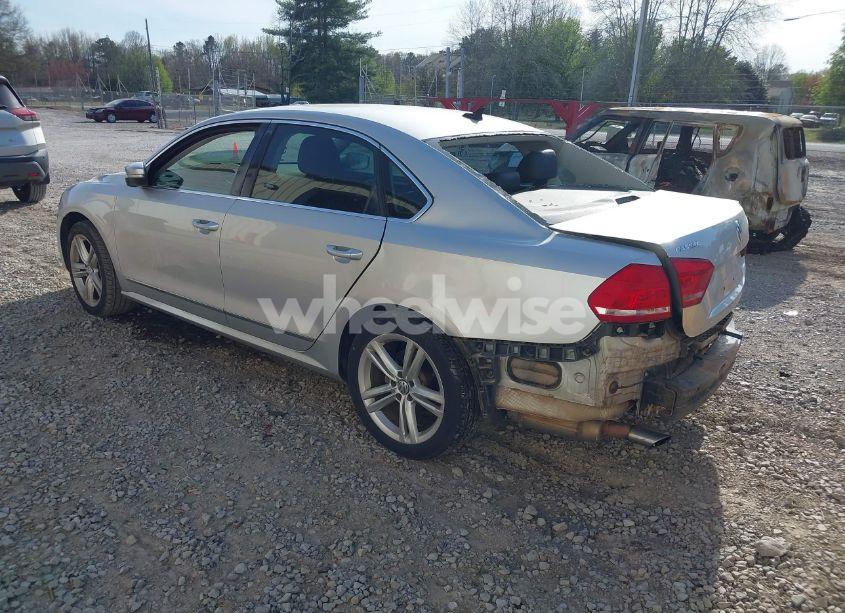 Photo 3 of 2014 Volkswagen Passat 1.8T SEL PREMIUM (VIN 1VWCS7A34EC078258)