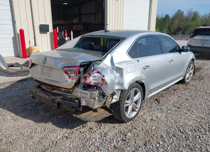Photo 6 of 2014 Volkswagen Passat 1.8T SEL PREMIUM (VIN 1VWCS7A34EC078258)