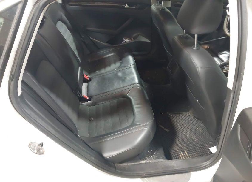 Photo 8 of 2014 Volkswagen Passat 1.8T SEL PREMIUM (VIN 1VWCS7A36EC057394)