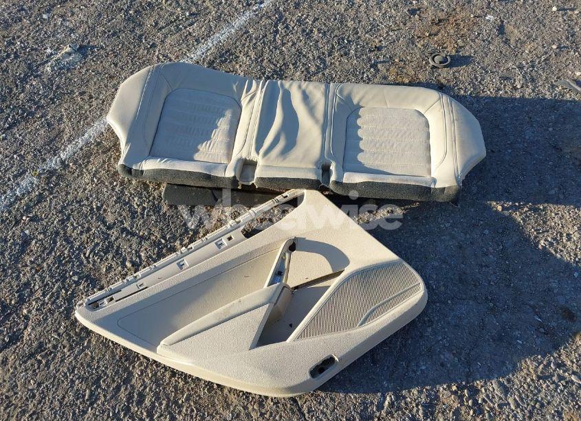 Photo 11 of 2014 Volkswagen Passat 1.8T SEL PREMIUM (VIN 1VWCS7A3XEC082766)