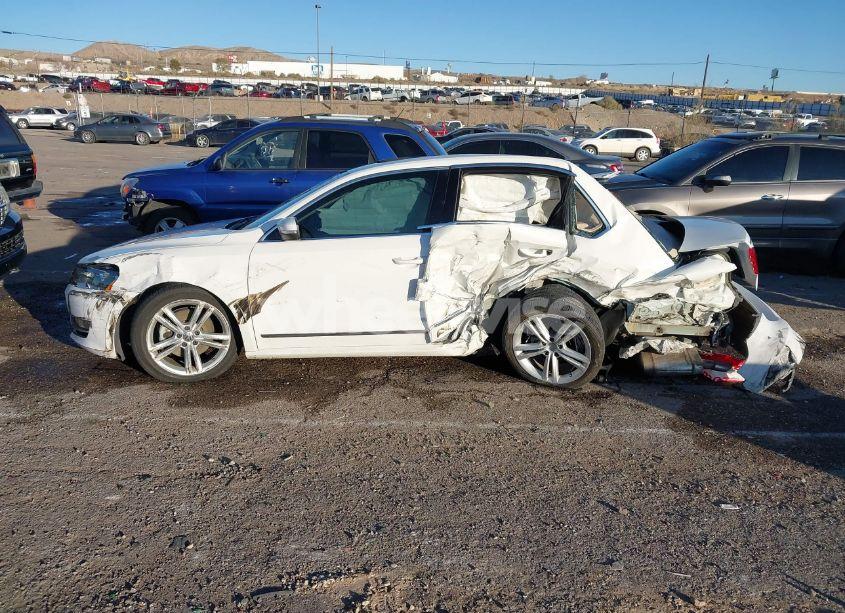 Photo 14 of 2014 Volkswagen Passat 1.8T SEL PREMIUM (VIN 1VWCS7A3XEC082766)