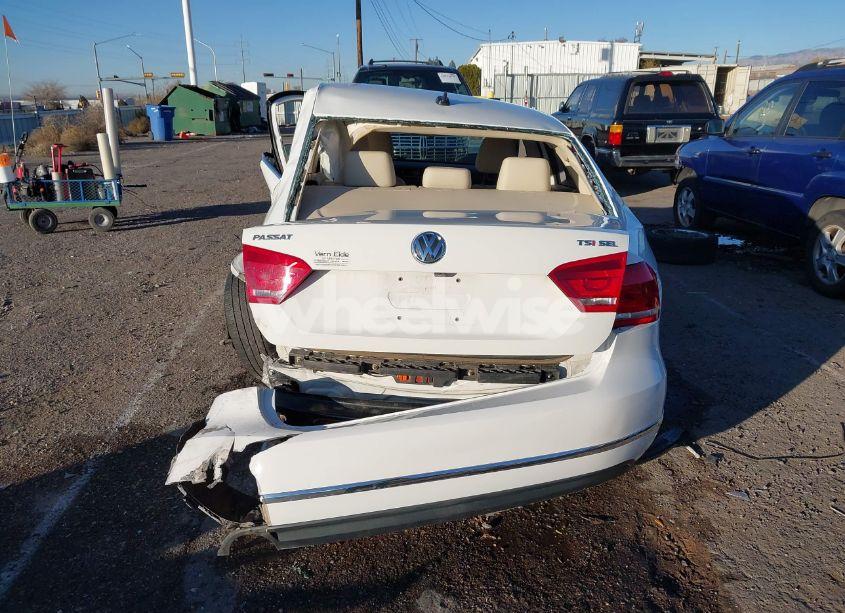 Photo 16 of 2014 Volkswagen Passat 1.8T SEL PREMIUM (VIN 1VWCS7A3XEC082766)