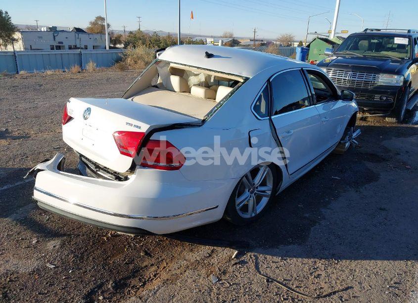 Photo 4 of 2014 Volkswagen Passat 1.8T SEL PREMIUM (VIN 1VWCS7A3XEC082766)