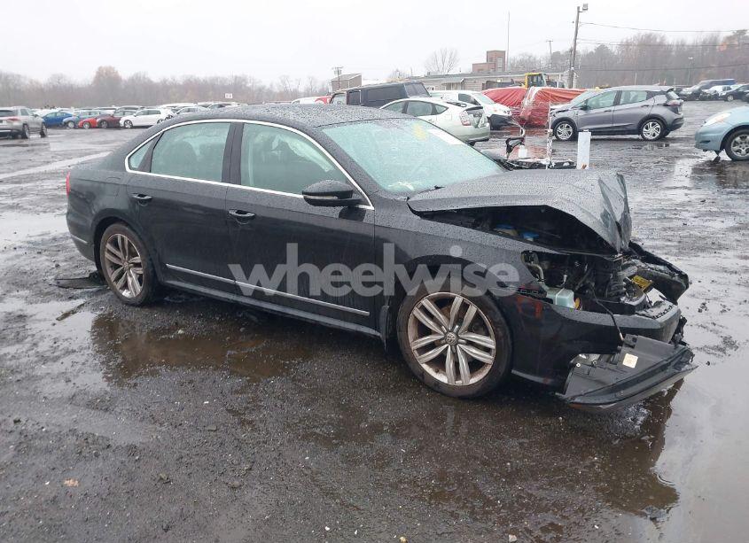 2016 Volkswagen Passat 1.8T SEL (VIN 1VWCT7A30GC018803) main photo
